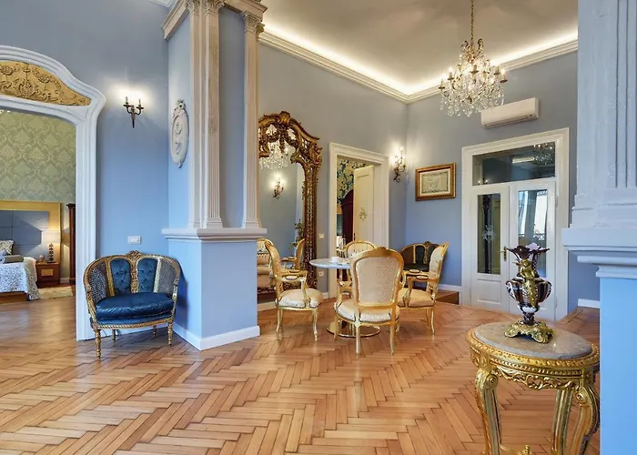 Demartini Palace Apartamento