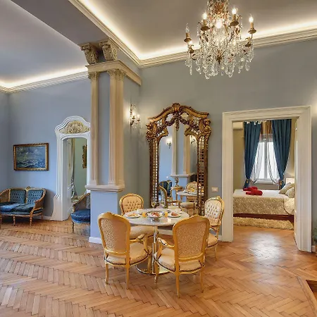 Demartini Palace Apartment *