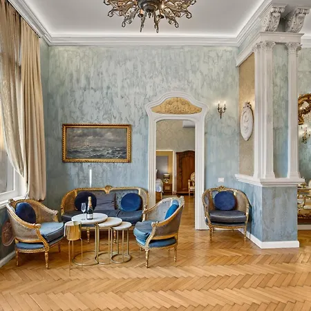 Demartini Palace * Pula