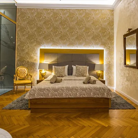 Demartini Palace Apartment
