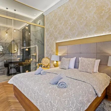 Apartment Demartini Palace