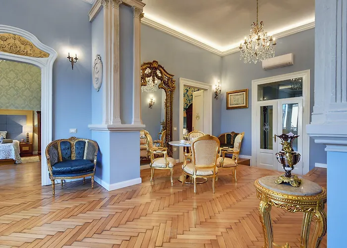 Demartini Palace Διαμέρισμα *